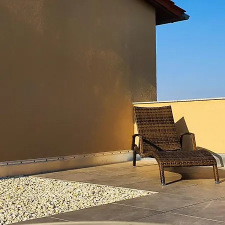 Lagovida Moewenblick B Am Stoermthaler *