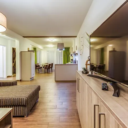 Lagovida Moewenblick B Am Stoermthaler *