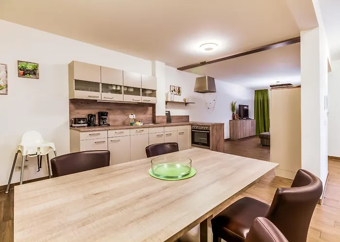 Lagovida Moewenblick B Am Stoermthaler غروسبونسنا